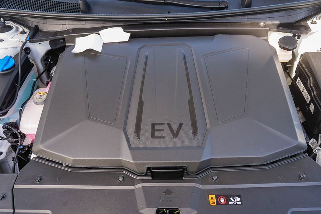 2026 Hyundai IONIQ 5 SEL - Photo 28