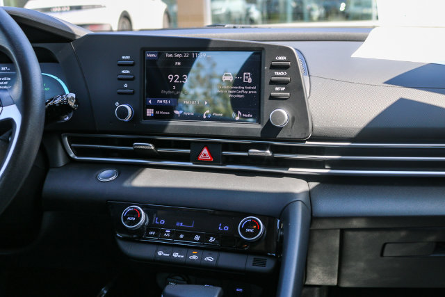 2026 Hyundai Elantra Blue - Photo 17