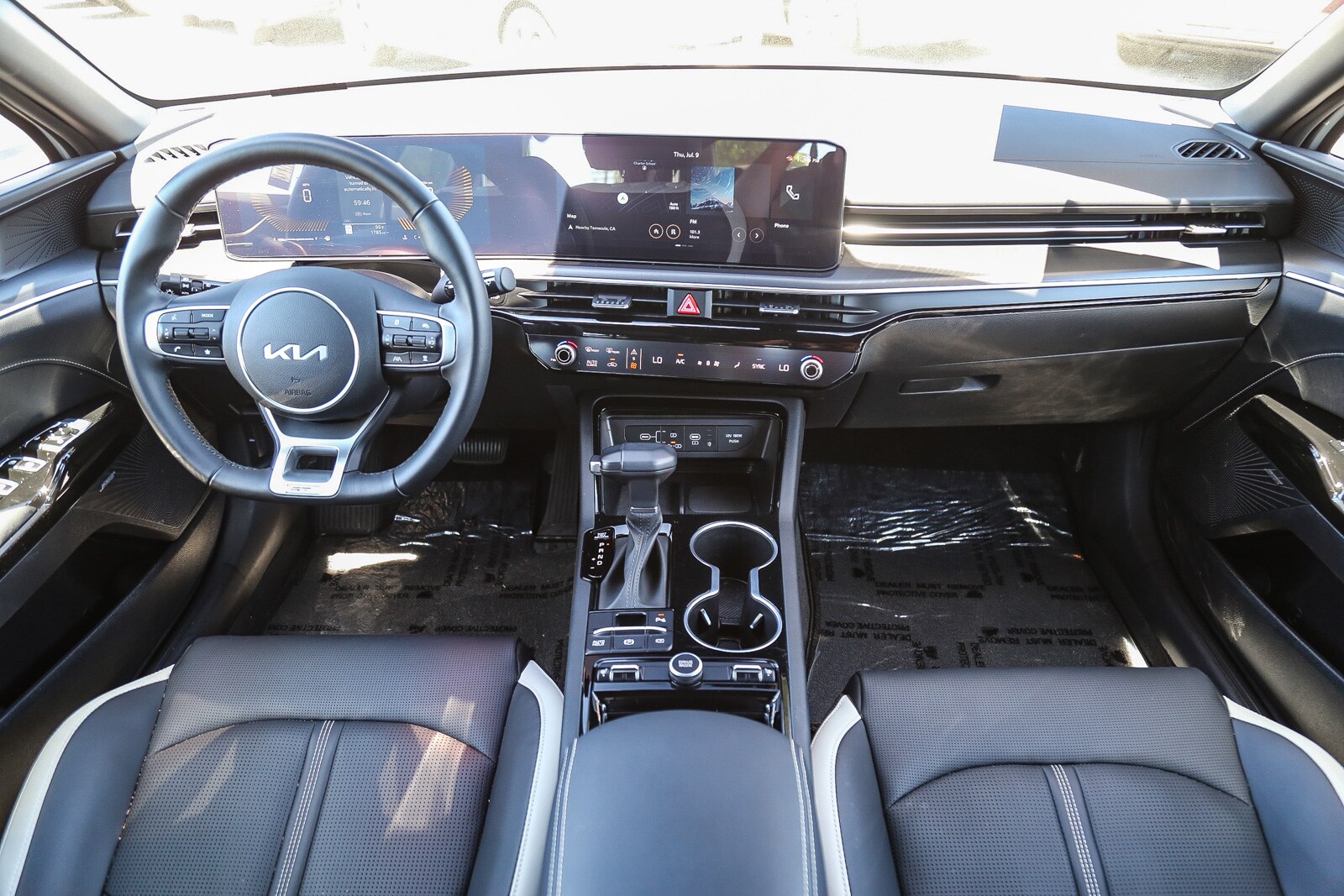 2026 Kia K5 GT-Line - Photo 13