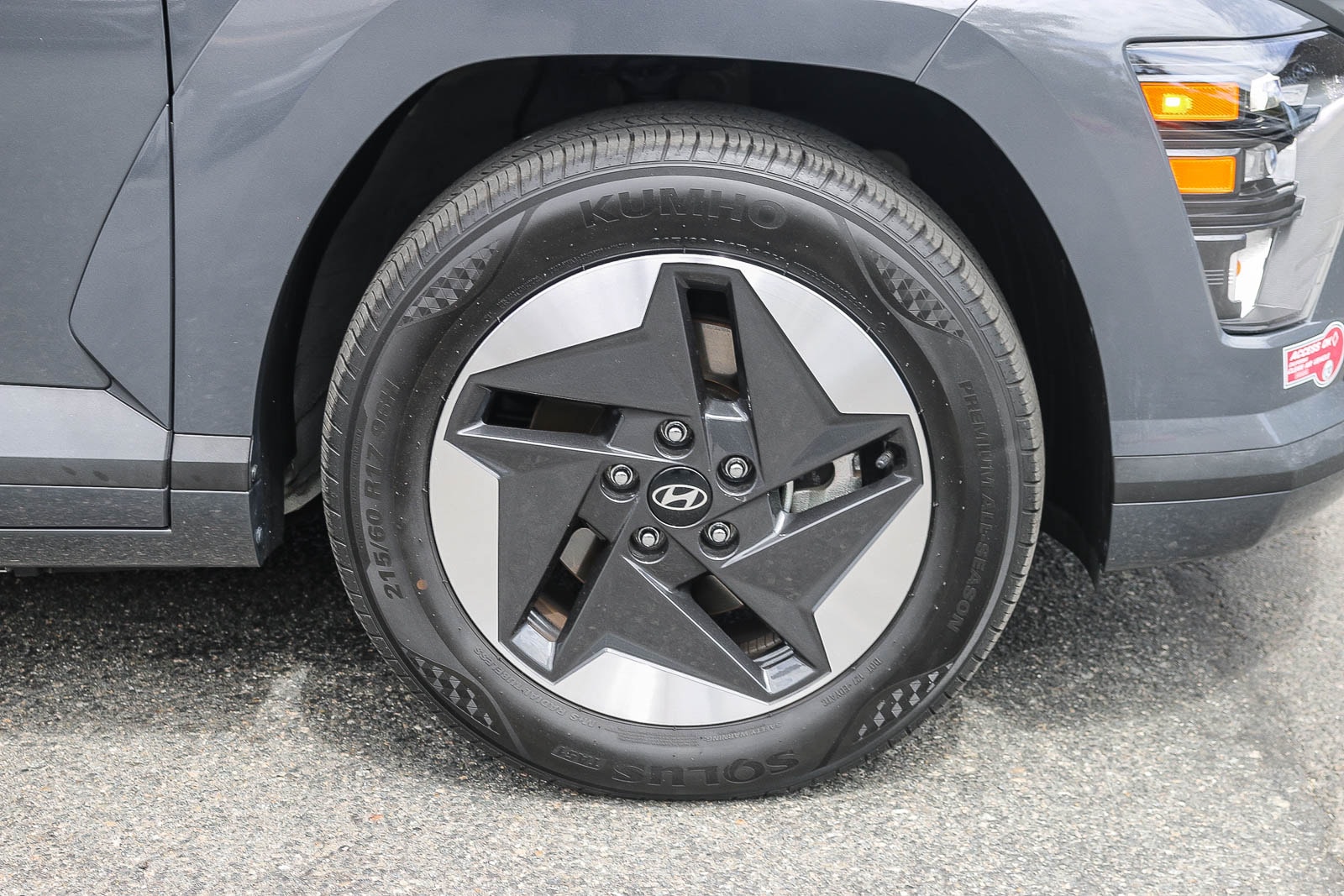 2024 Hyundai Kona EV SEL - Photo 15