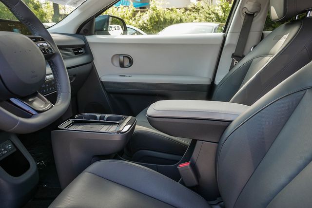 2026 Hyundai IONIQ 5 SEL - Photo 18