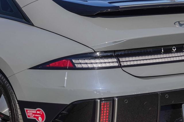 2024 Hyundai IONIQ 6 SE - Photo 8