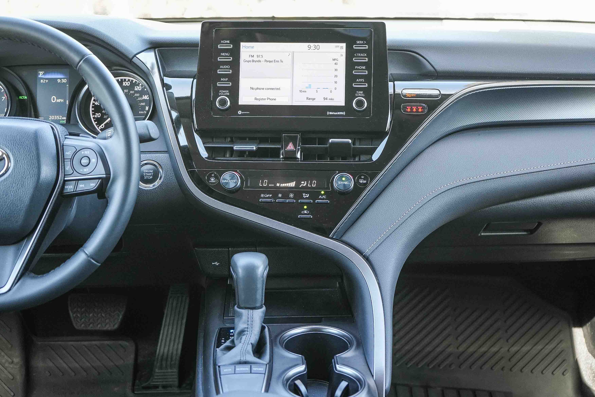 2024 Toyota Camry SE Nightshade - Photo 14