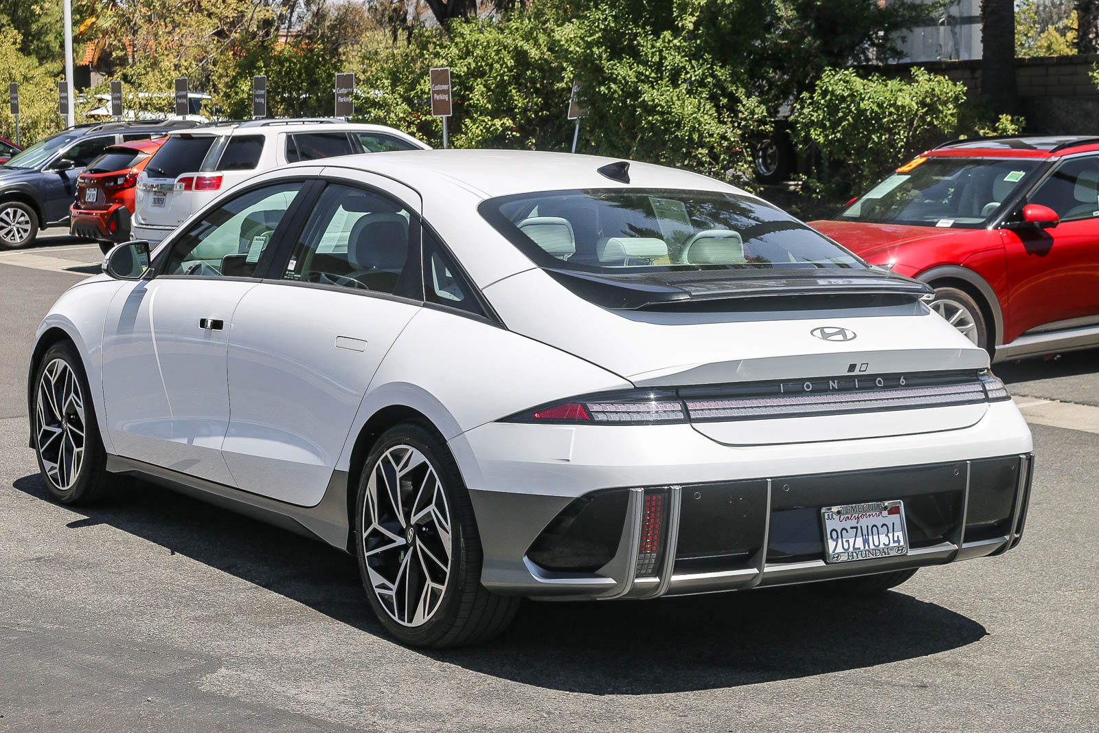 2023 Hyundai IONIQ 6 SEL - Photo 8