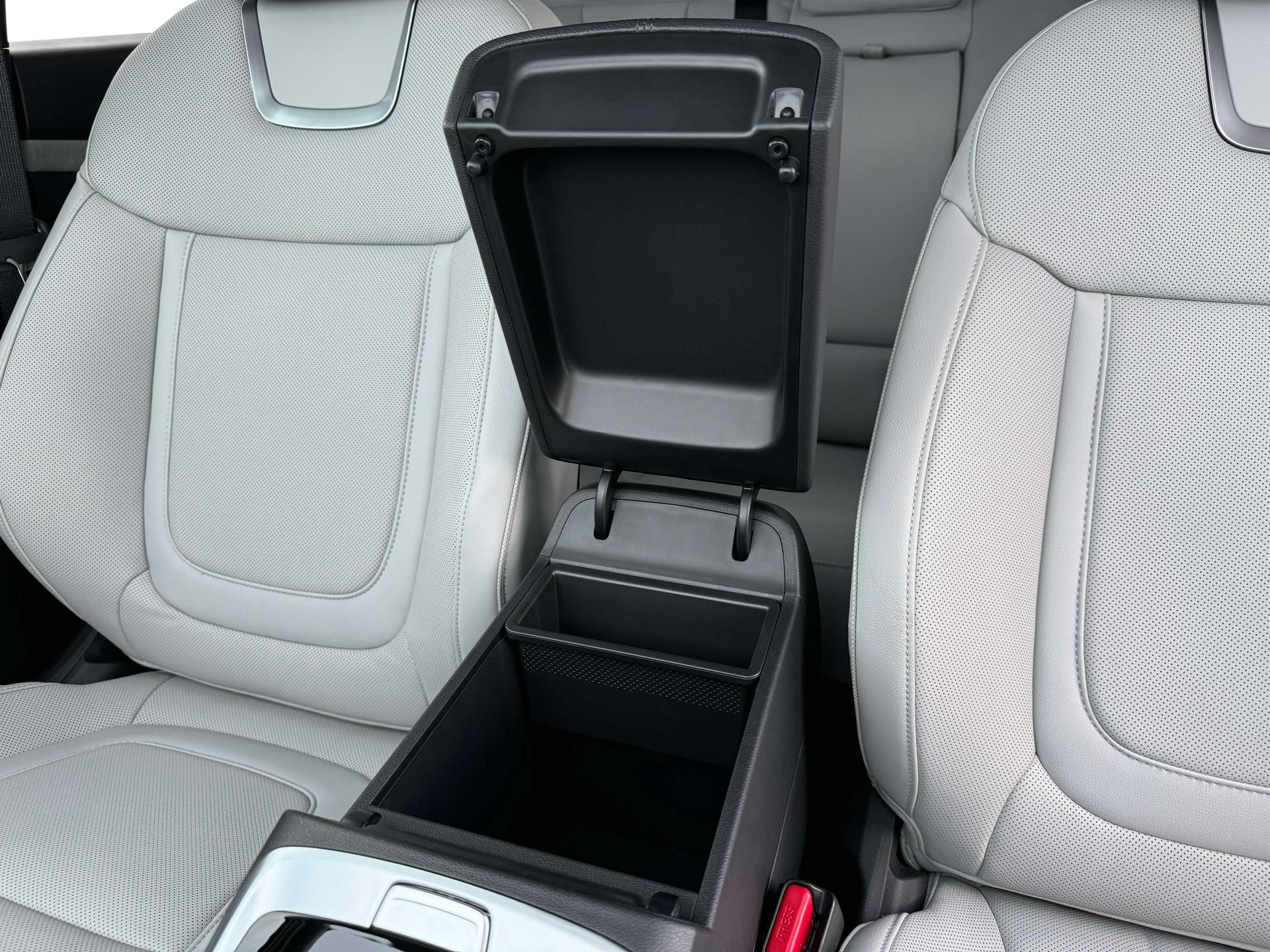 2025 Hyundai Santa Cruz Limited - Photo 18