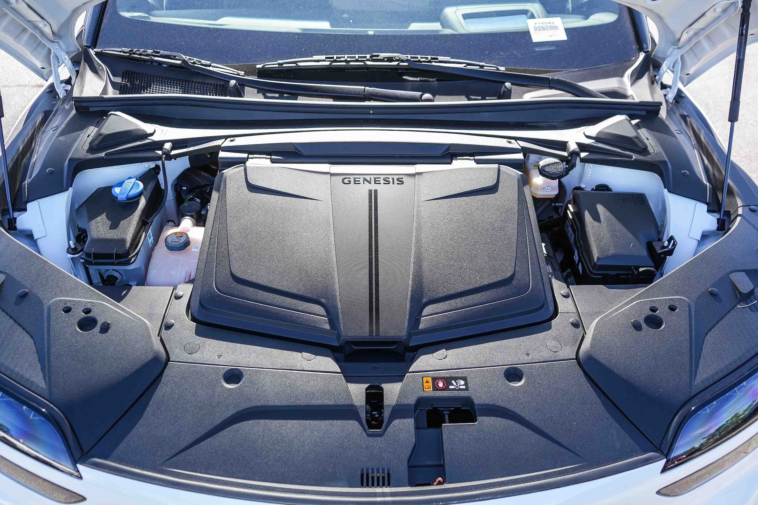 2023 GENESIS GV60 Advanced - Photo 29