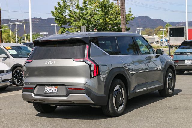 2024 Kia EV9 Light L/R - Photo 10