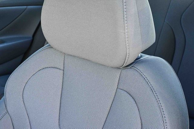 2026 Hyundai Elantra SE - Photo 25