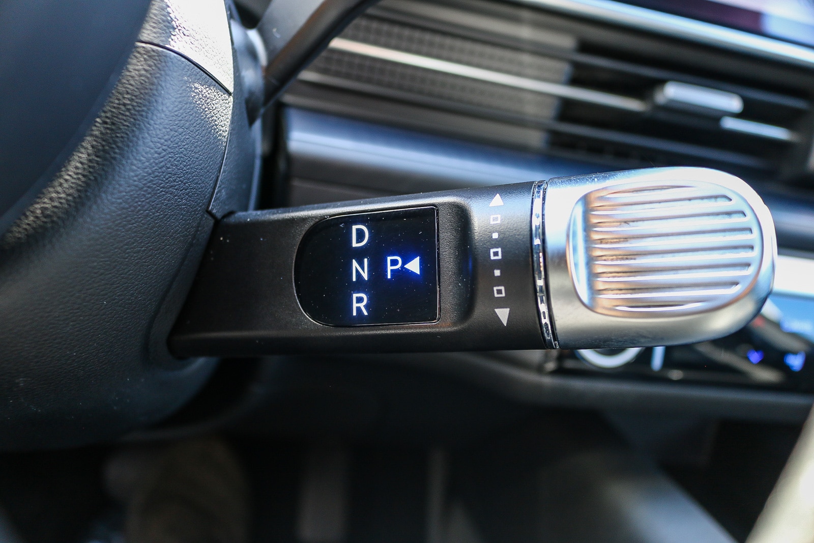 2024 Hyundai IONIQ 6 SE - Photo 29