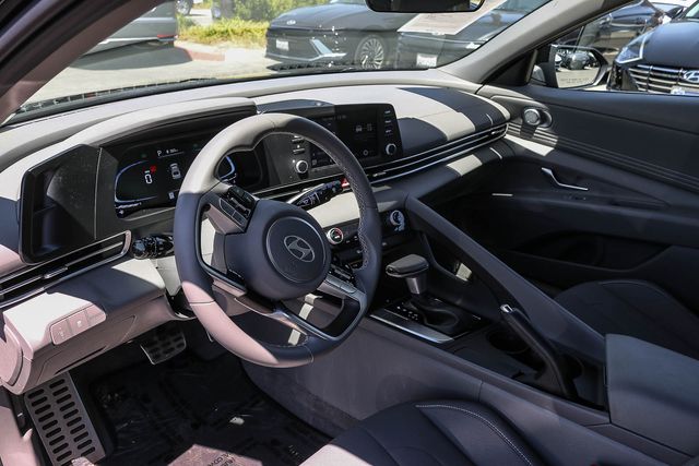 2026 Hyundai Elantra SEL Sport - Photo 29