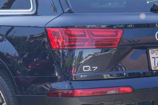 2017 Audi Q7 3.0 TDI Premium Plus Quattro photo 3