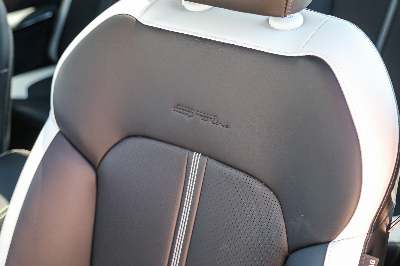 2026 Kia K5 GT-Line - Photo 20