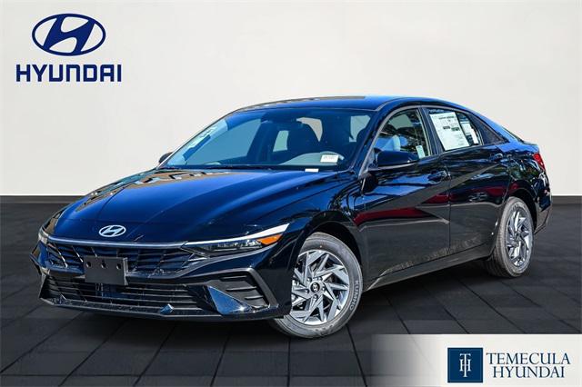 2026 Hyundai Elantra Blue's photo