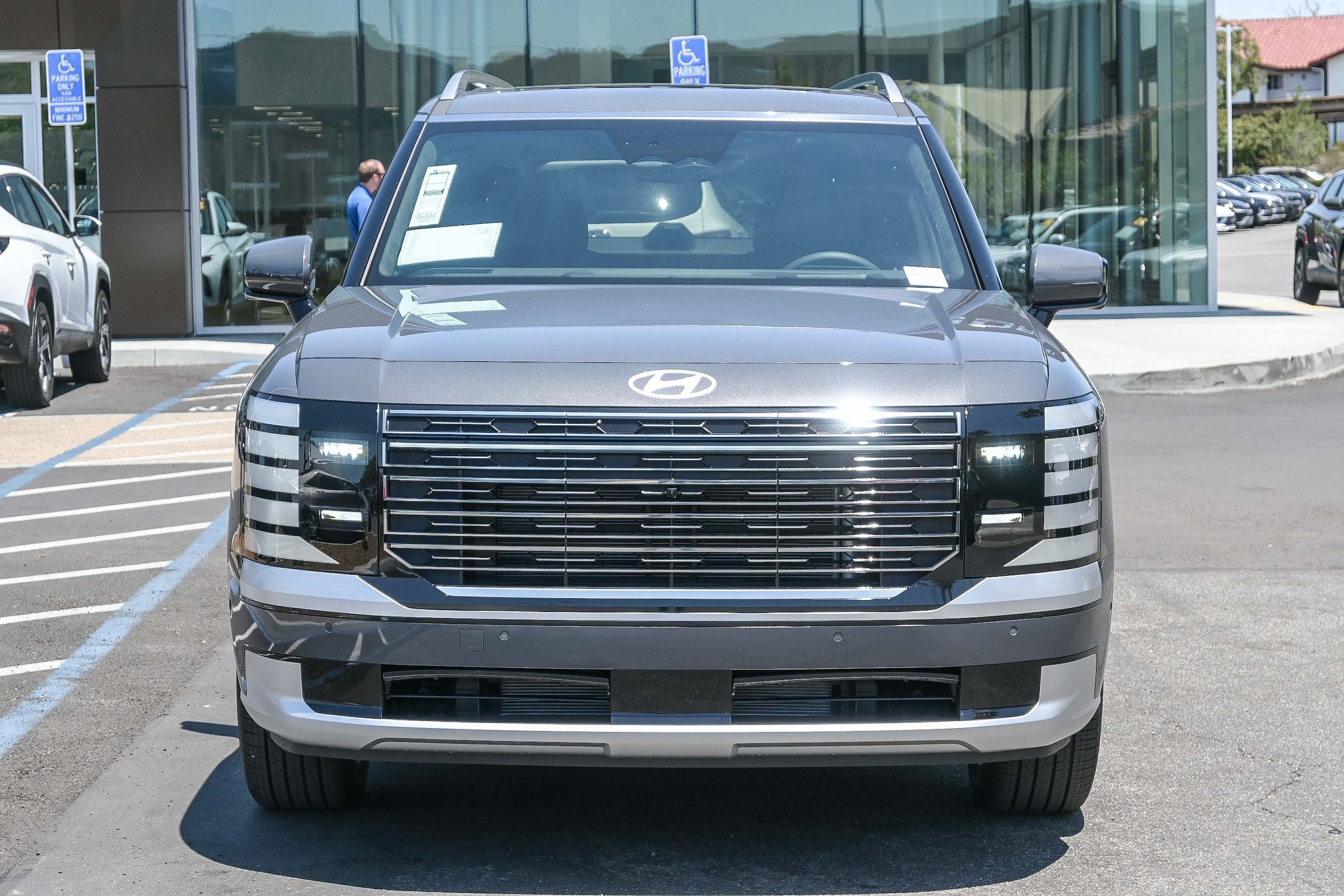 2026 Hyundai Palisade Calligraphy - Photo 2