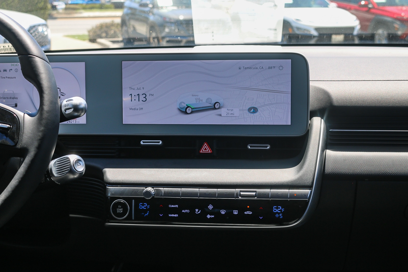 2024 Hyundai IONIQ 5 SEL - Photo 17