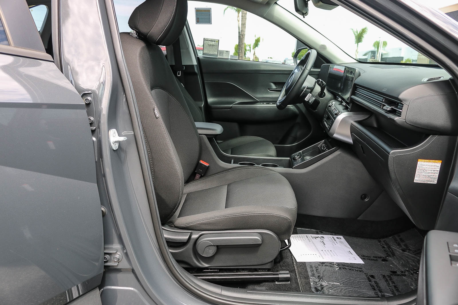 2024 Hyundai Kona EV SEL - Photo 20