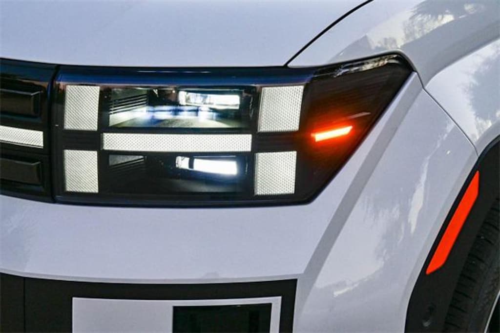 New 2026 Hyundai Santa Fe Hybrid Limited SUV