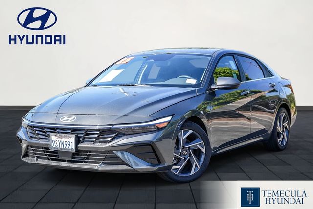 2025 Hyundai Elantra 2.0 SEL Convenience IVT's photo