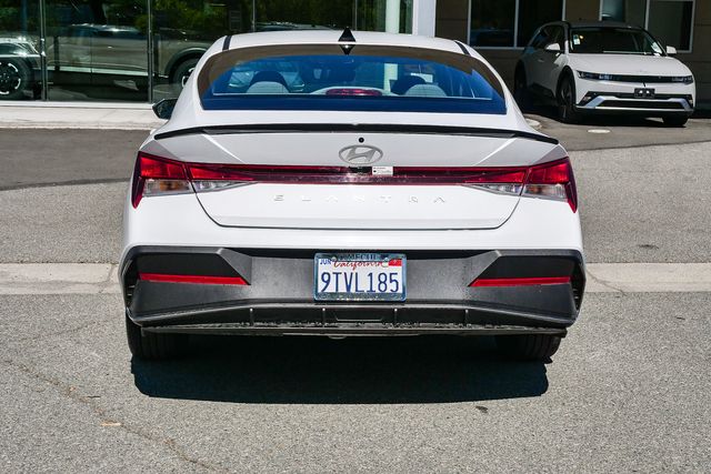 2025 Hyundai Elantra SEL Sport Certified photo 5