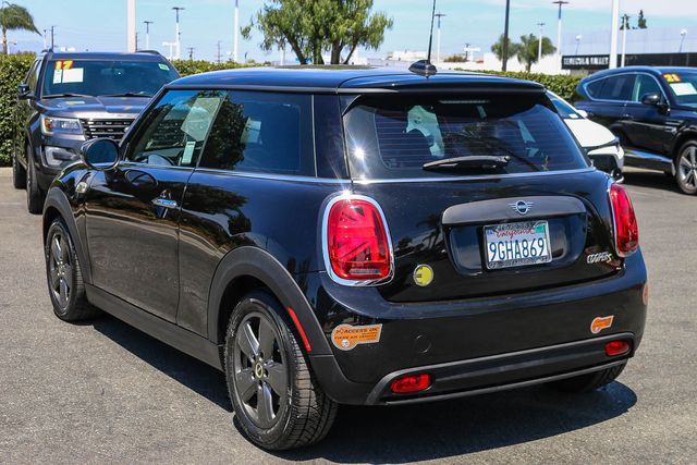 2021 MINI Hardtop 2 Door SE - Photo 8