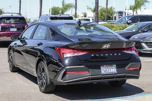 2026 Hyundai Elantra SEL Sport - Photo 9