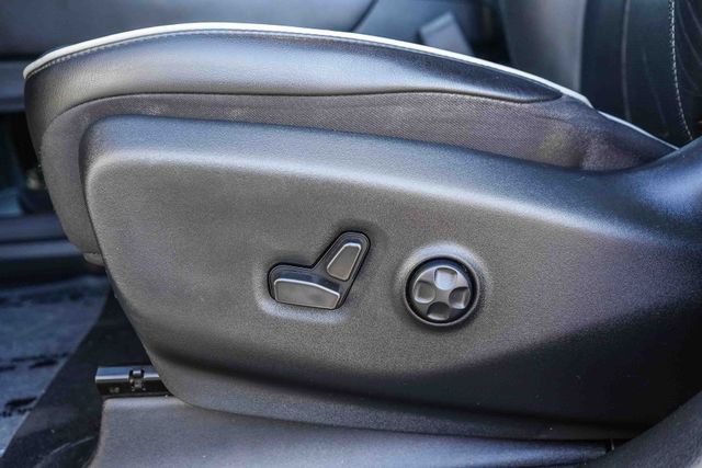 2022 Chrysler Pacifica Hybrid Limited - Photo 23