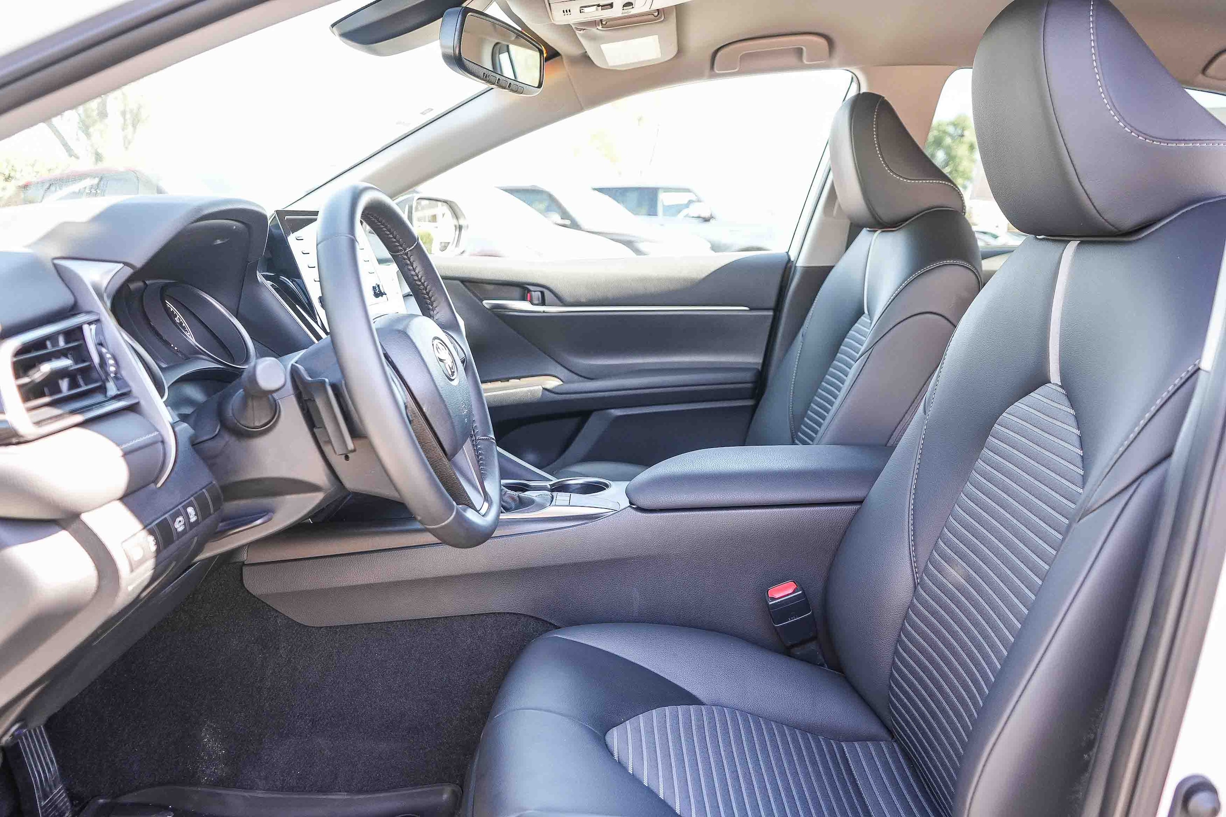 2024 Toyota Camry SE Nightshade - Photo 18