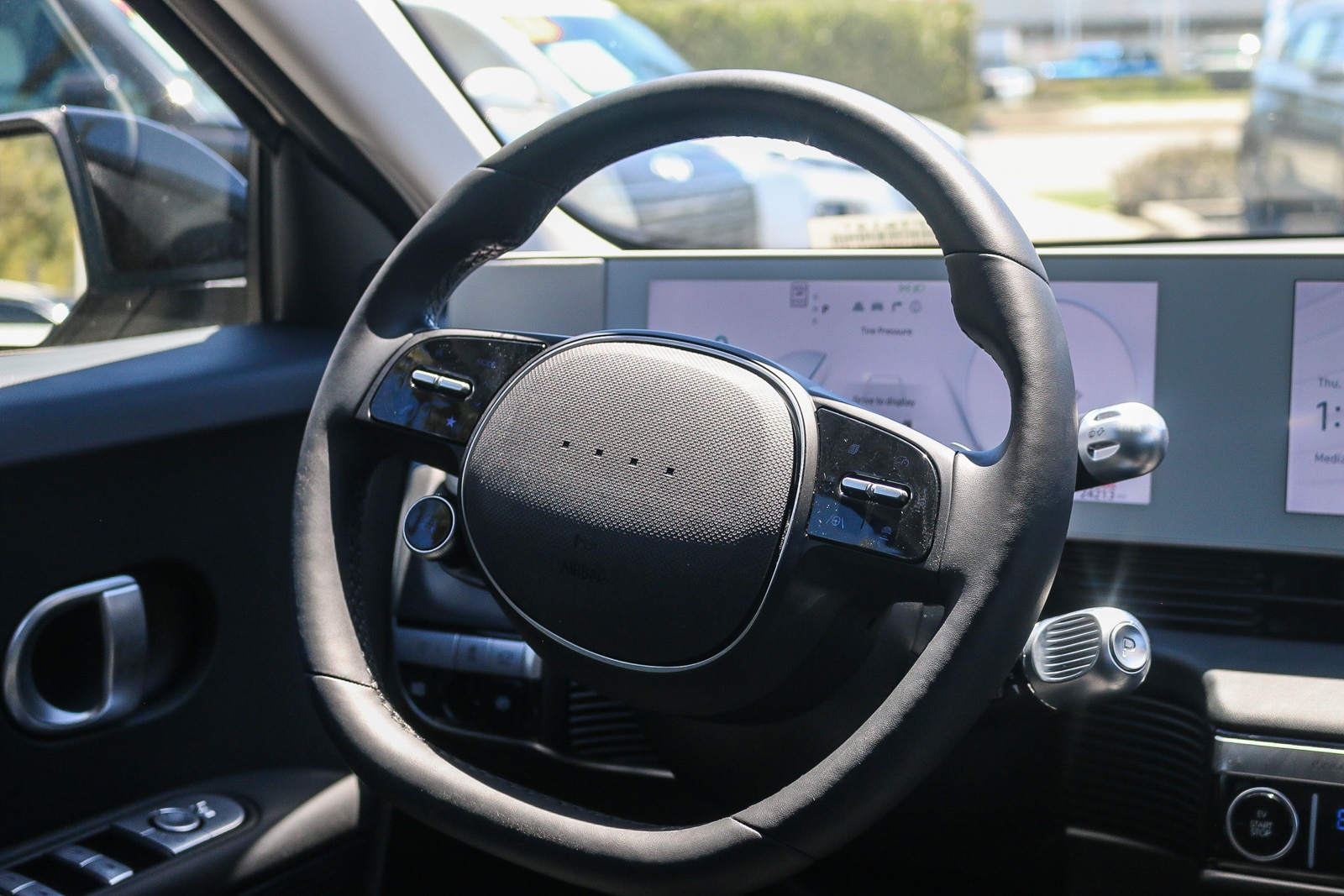 2024 Hyundai IONIQ 5 SEL - Photo 19