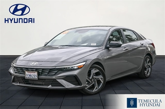 2025 Hyundai Elantra Sedan 