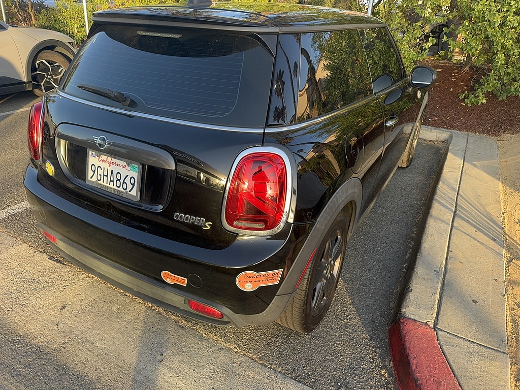 2021 MINI Hardtop 2 Door SE - Photo 7
