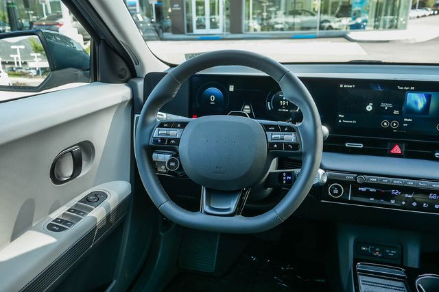 2026 Hyundai IONIQ 5 SEL - Photo 16