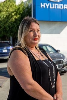 Staff member Michelle Muth from b9a4b2c9c246