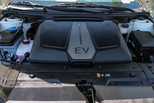 2024 Kia EV6 Light L/R - Photo 33