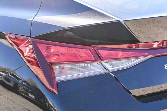 2026 Hyundai Elantra SE - Photo 8