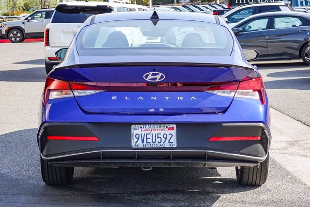 2025 Hyundai Elantra SEL Sport Certified photo 5