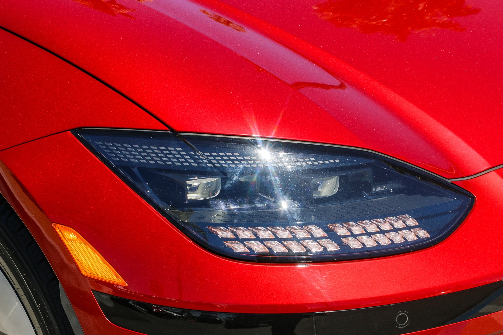 2024 Hyundai IONIQ 6 SE - Photo 6