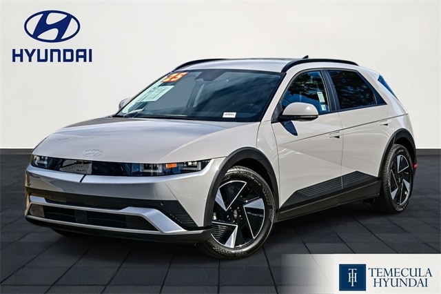 2025 Hyundai IONIQ 5 SEL's photo
