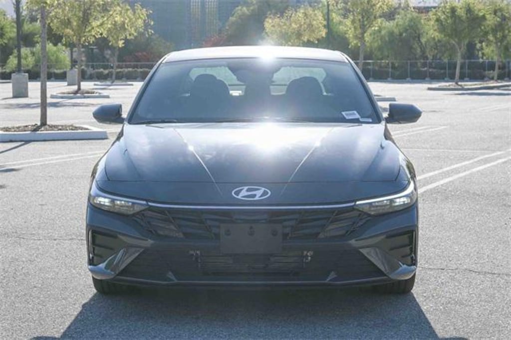 New 2026 Hyundai Elantra Hybrid SEL Sport Sedan