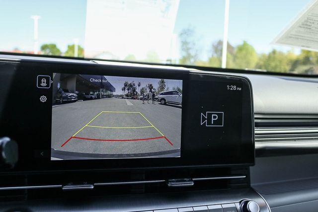 2025 Hyundai Kona EV SEL - Photo 31