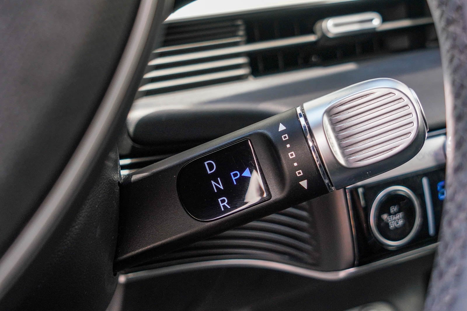 2023 Hyundai IONIQ 5 Limited - Photo 20