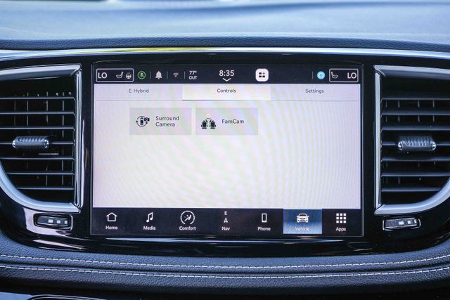 2022 Chrysler Pacifica Hybrid Limited - Photo 16