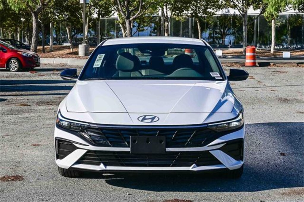 New 2026 Hyundai Elantra SEL Sport Sedan