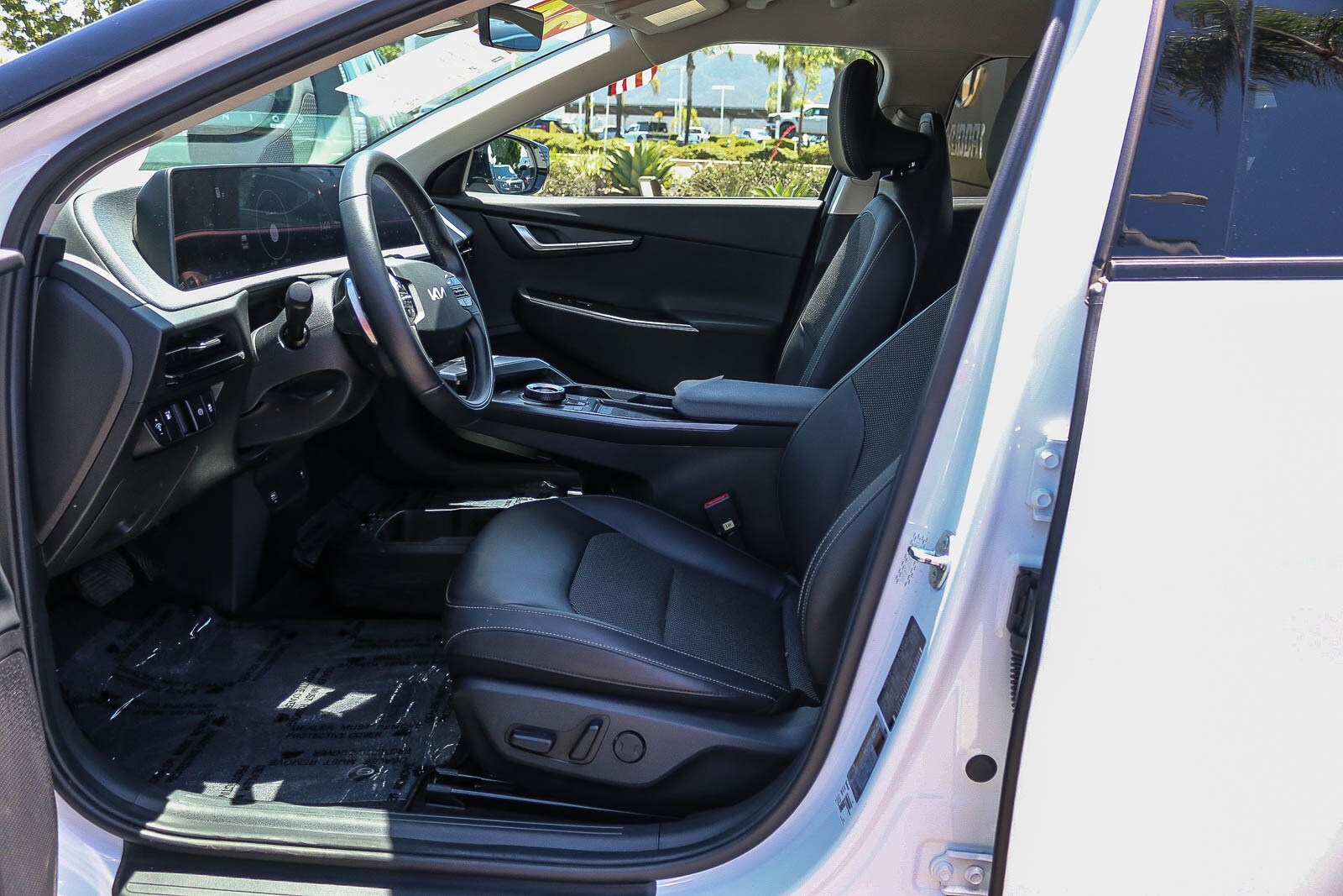2024 Kia EV6 Light L/R - Photo 24