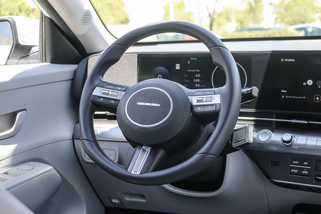 2025 Hyundai Kona EV SEL - Photo 19