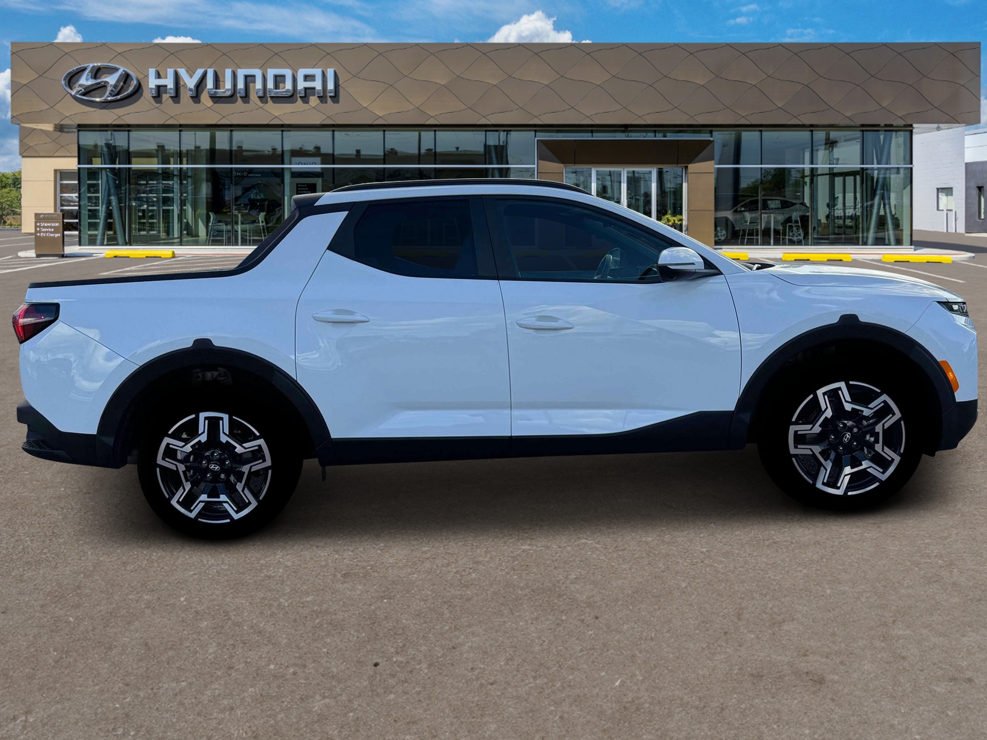 2025 Hyundai Santa Cruz Limited - Photo 9