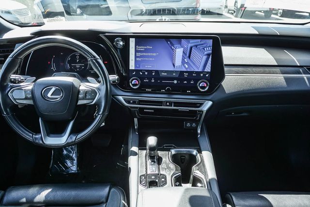 2023 Lexus RX Hybrid 350h - Photo 13