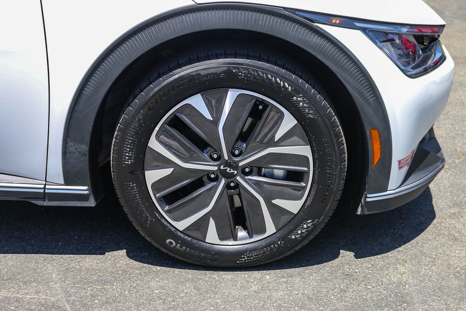 2024 Kia EV6 Light L/R - Photo 15