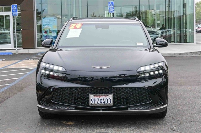 2024 Genesis GV60 RWD photo 2