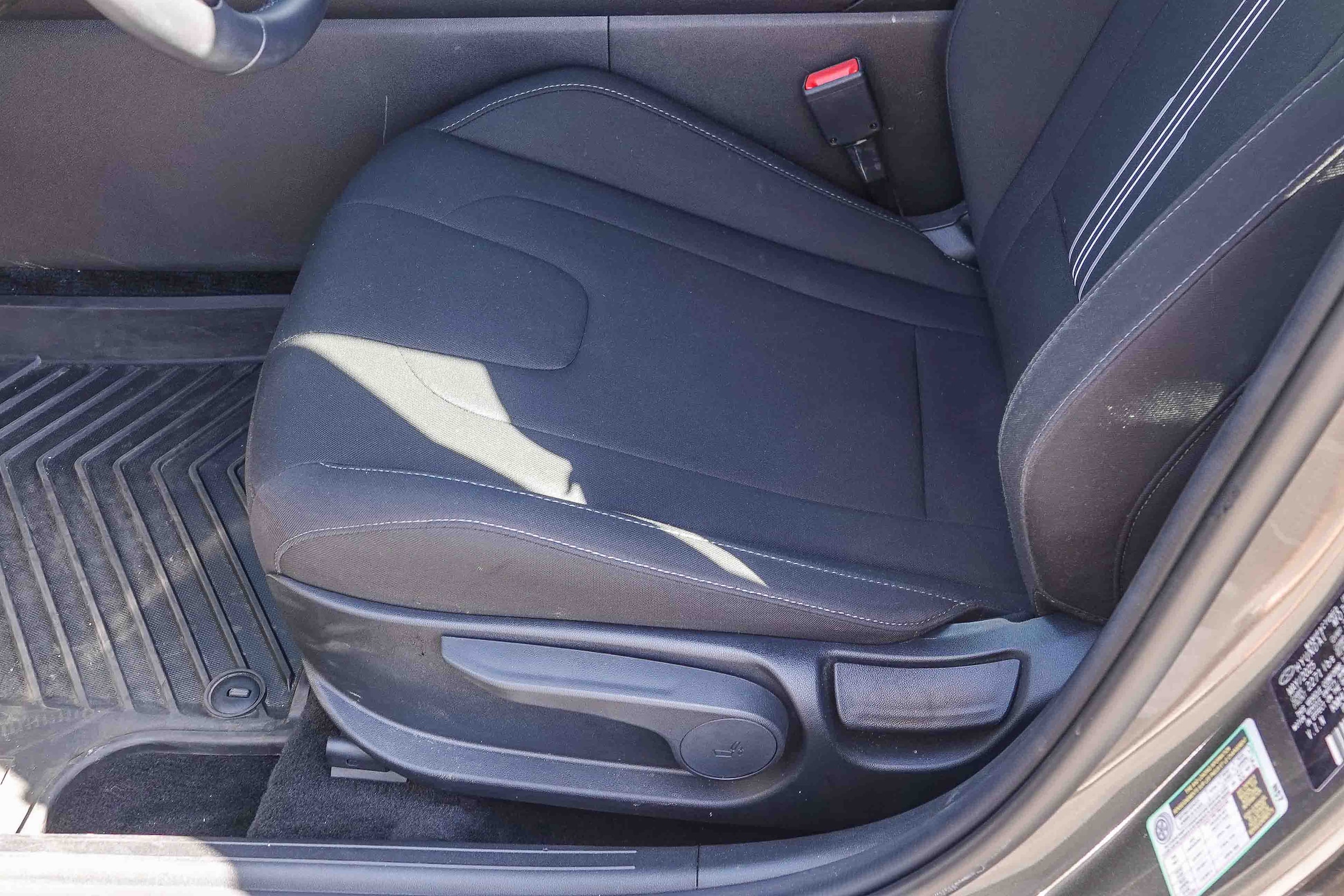 2025 Hyundai Elantra SEL - Photo 20