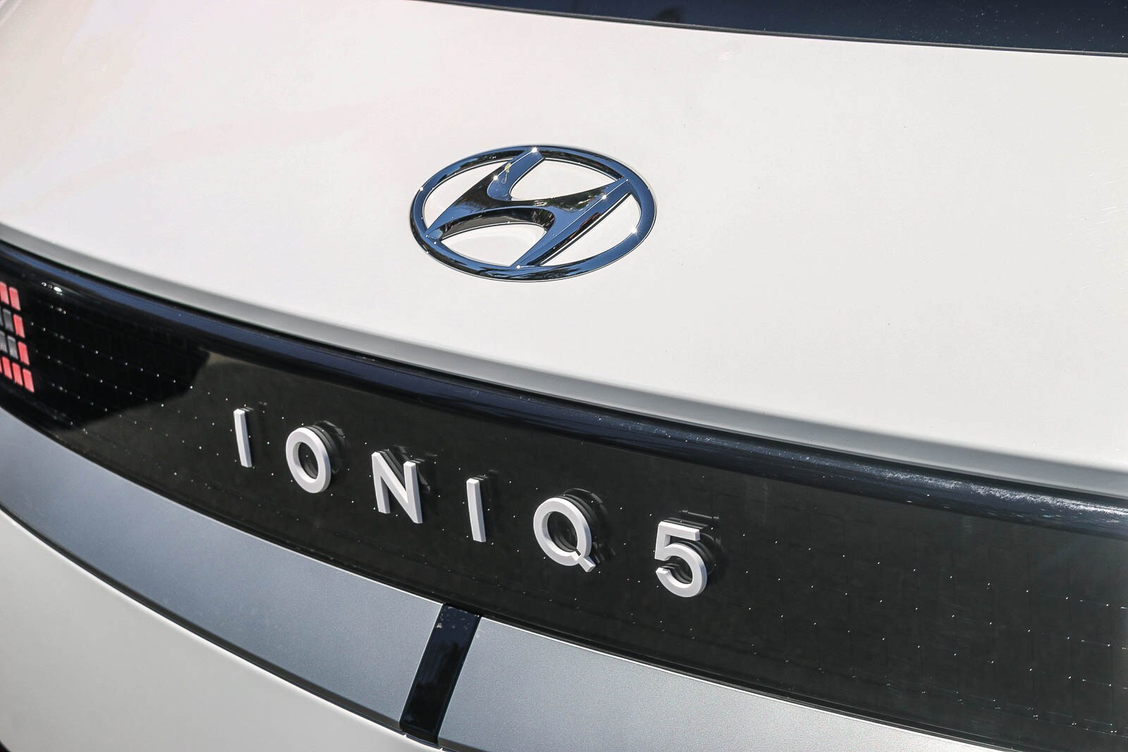 2024 Hyundai IONIQ 5 SEL - Photo 13